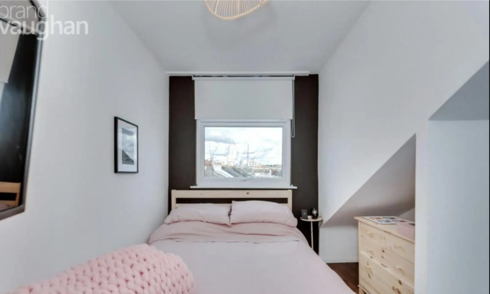 Central Hove Quiet Top Floor Flat With Terrace Apartment
